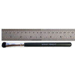 Vegan, cruelty free, short handled and hand cut Deluxe Shadow Brush. 